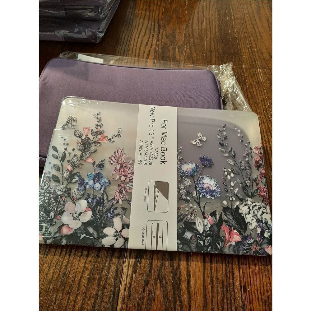 New Wocadi 5-in-1 Purple Floral MacBook Pro 13" Sleeve and Protection Kit